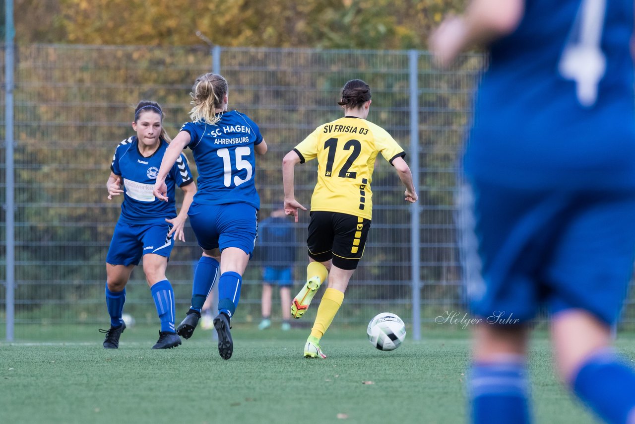 Bild 224 - F SSC Hagen Ahrensburg - SV Frisia 03 Risum-Lindholm : Ergebnis: 2:0